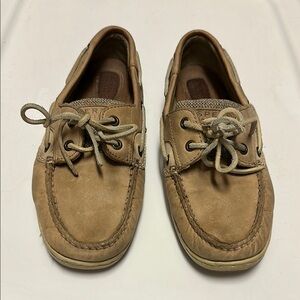 Women’s 8.5 Sperry Tan Boat Shoes
